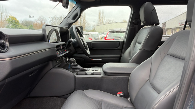 Toyota Land Cruiser 2.8 D-4D 204 Invincible 5dr Auto [7 Seat] Diesel Station Wagon